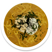 Ramen de Miso con Tofu y Huevo Poché